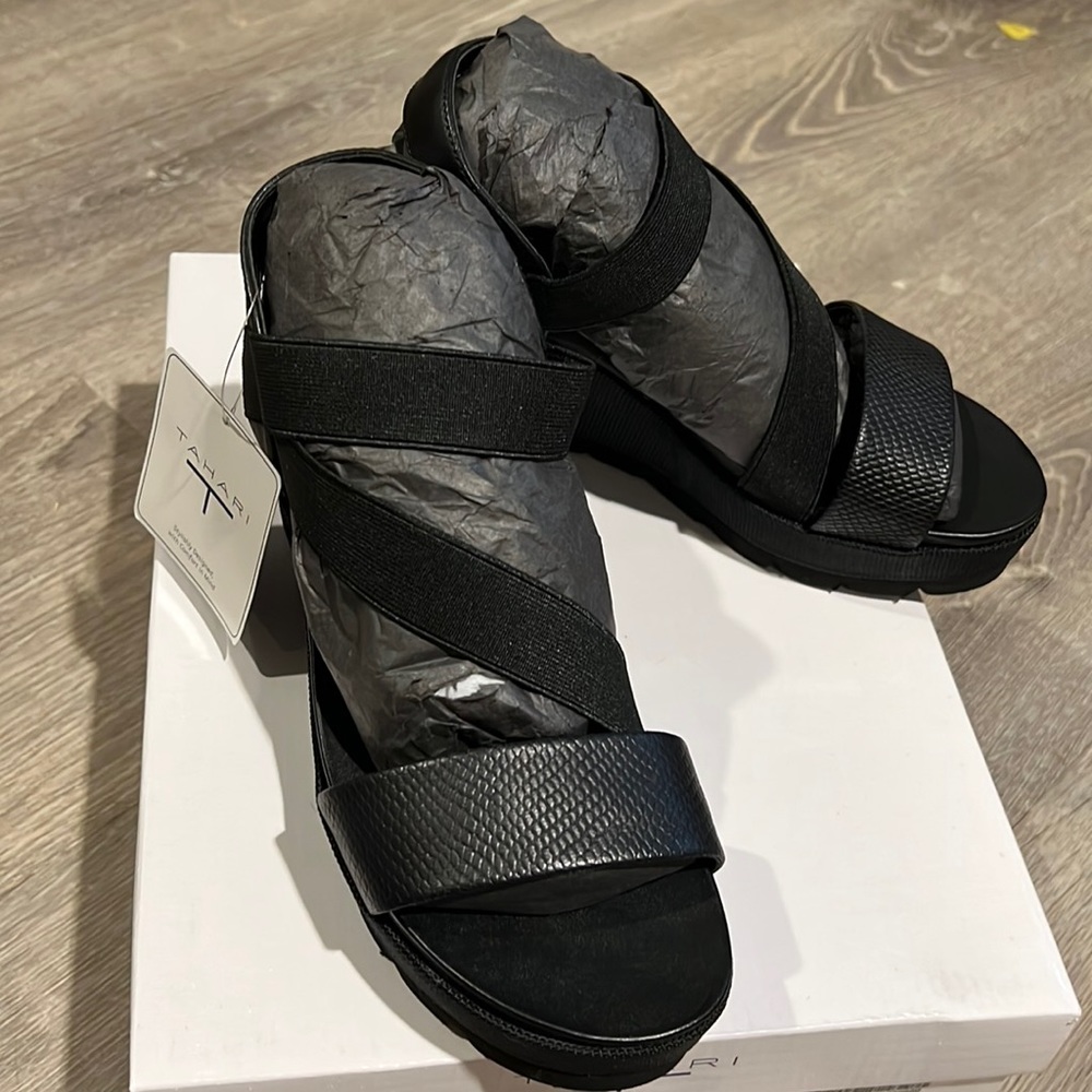 NWT Tahari Gabel Black Wedge Heel Sandal - never worn